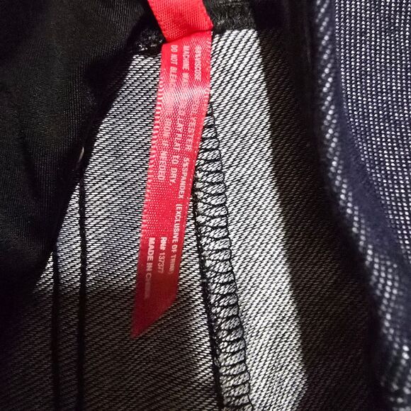 Ruby Ribbon Denim Leggings Size S - Picture 6 of 6